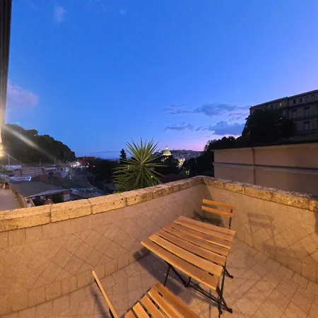 The View - Capodimonte 4* Naples