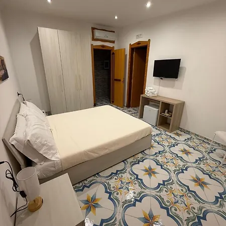 The View - Capodimonte Guest house