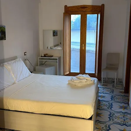 The View - Capodimonte Guest house