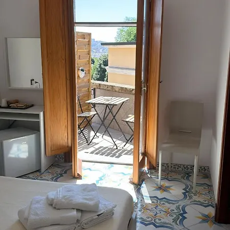 Guest house The View - Capodimonte